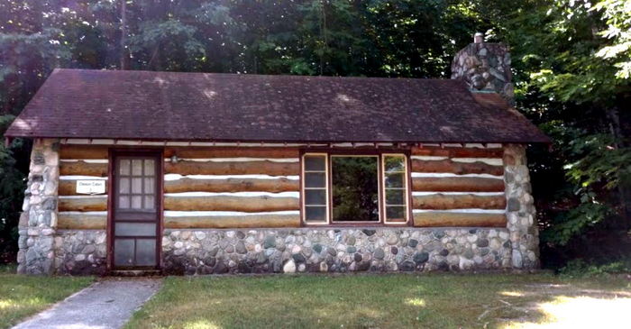 Twin Lakes Park (Gilbert Lodge) - Web Listing